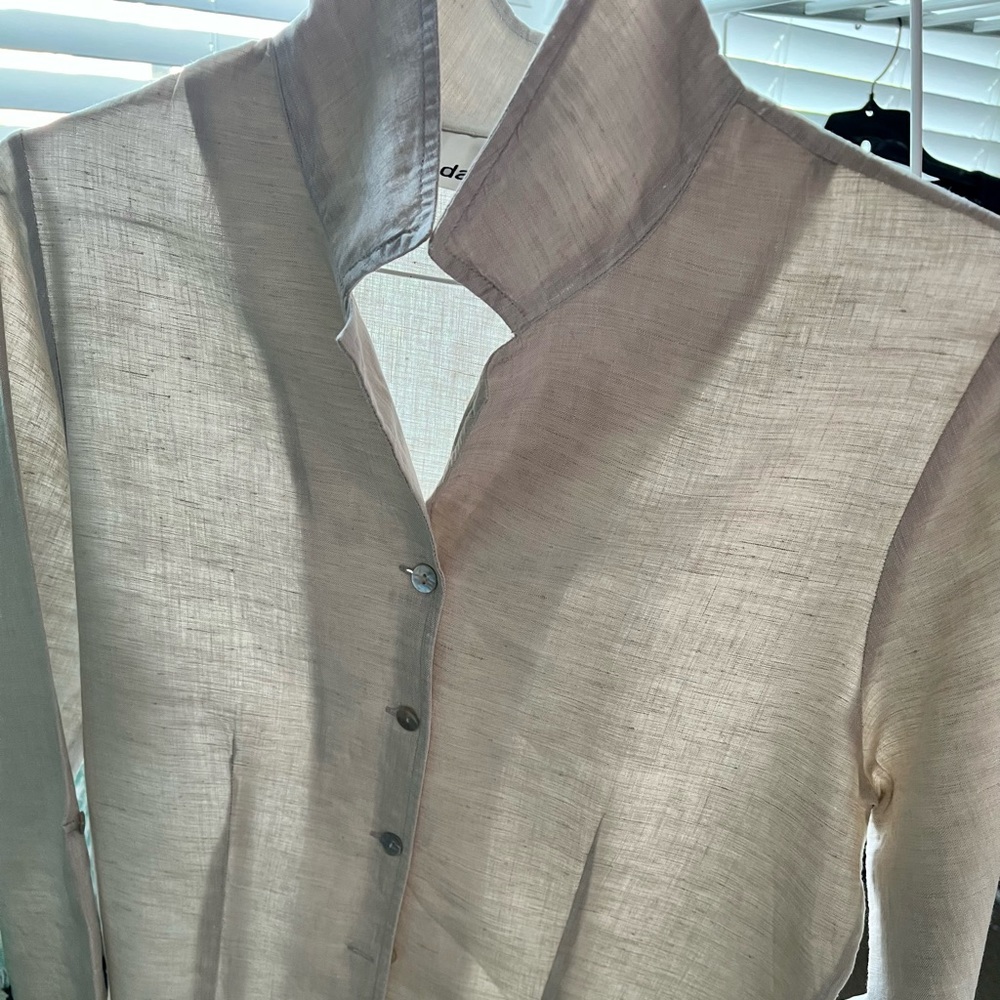 David N linen shirt